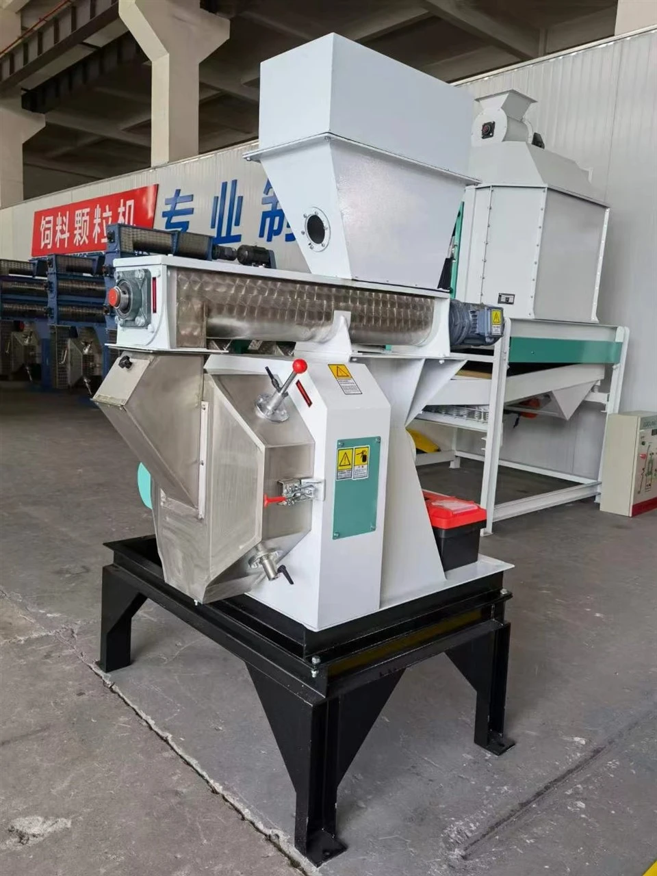 Machine voor het maken van konijnenpellets